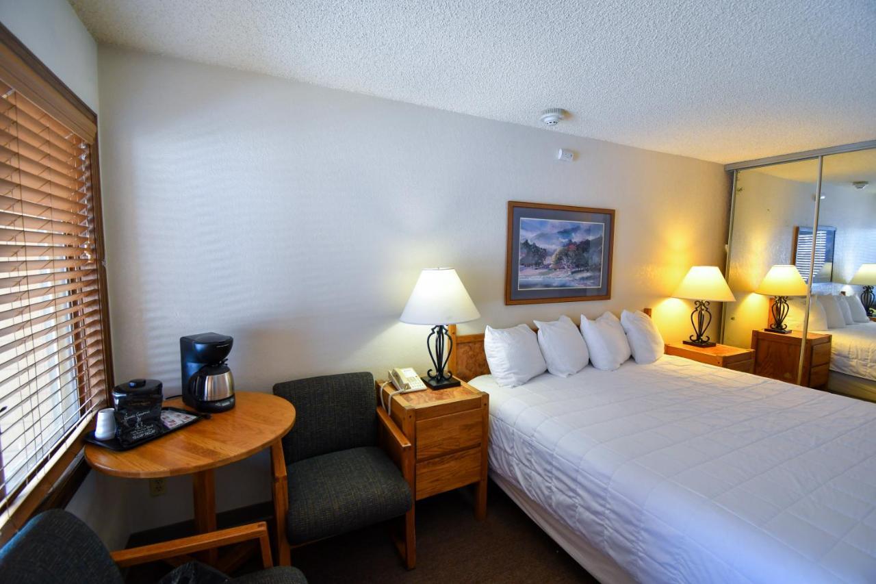 The Inn At Silvercreek Granby Εξωτερικό φωτογραφία